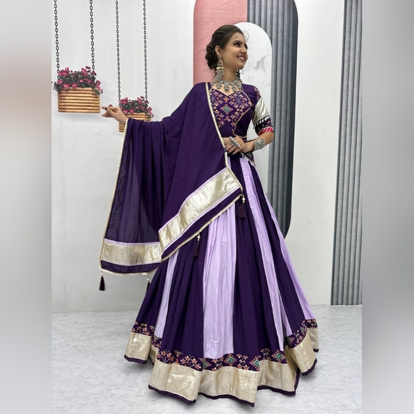 Purple Lehenga Choli for Women Indian Wedding Lehenga Dress Navratri & Party - Picture 1 of 10